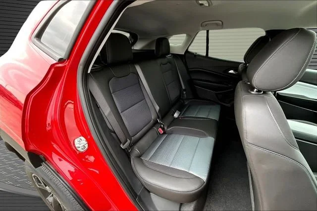 2026 Chevrolet Trax LT - Photo 10