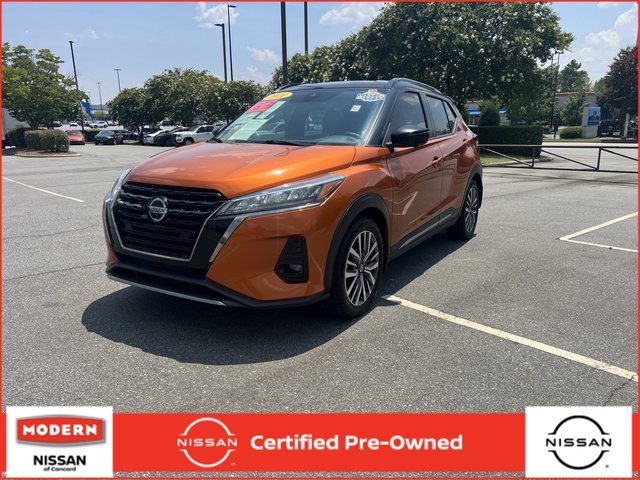 2021 Nissan Kicks SR