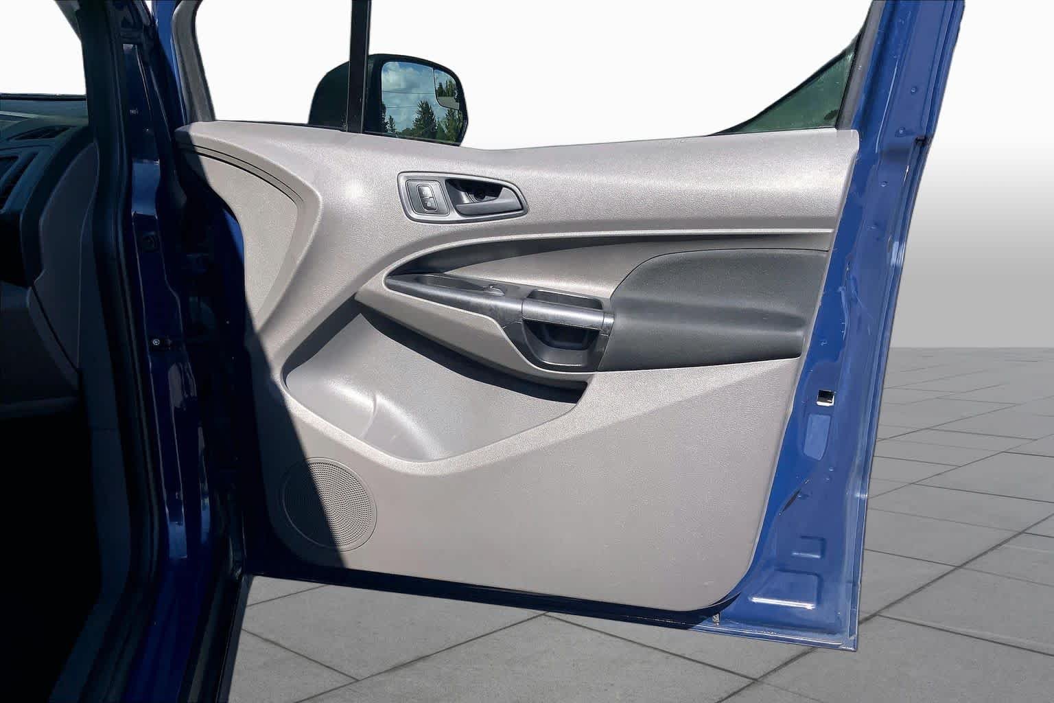 Certified Used 2019 Dark Blue Ford XL image 23