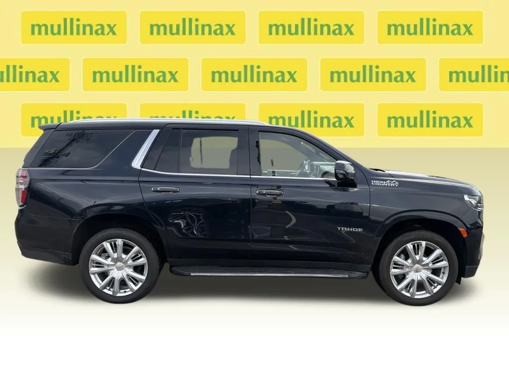 Used 2023 Blue Chevrolet High Country image 12