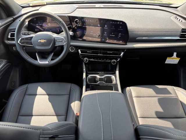 New 2026 Mosaic Black Metallic Chevrolet LT image 7
