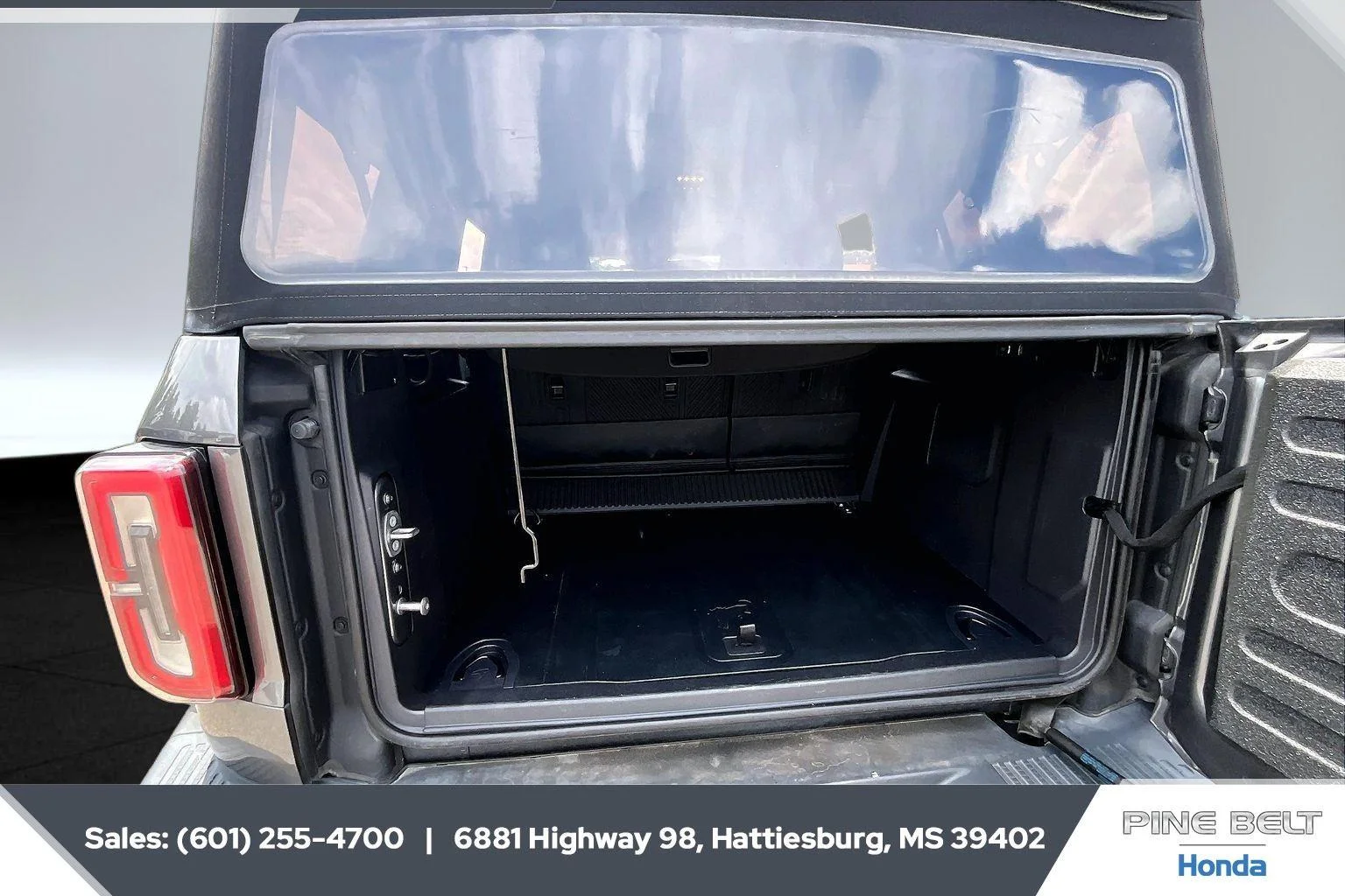 Used 2023 Carbonized Gray Ford Badlands Advanced image 21