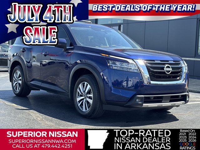 2022 Nissan Pathfinder SL