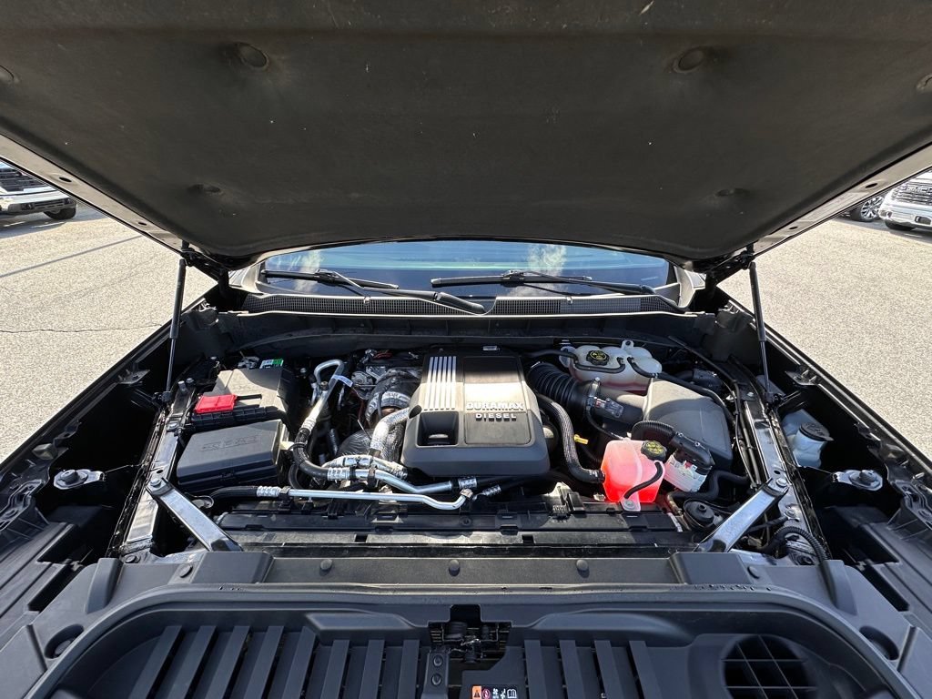 Used 2023 Black Chevrolet RST image 41