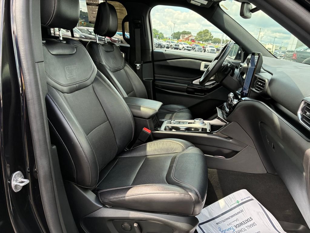 Used 2023 Black Ford ST image 22
