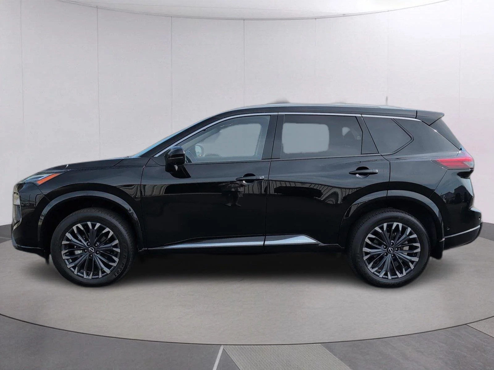 Used 2026 Super Black Nissan Platinum image 2