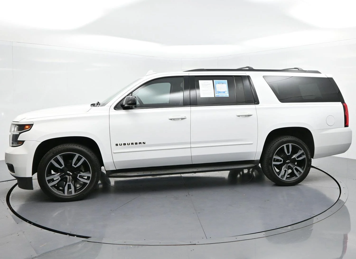 Used 2018 Summit White Chevrolet Premier image 4