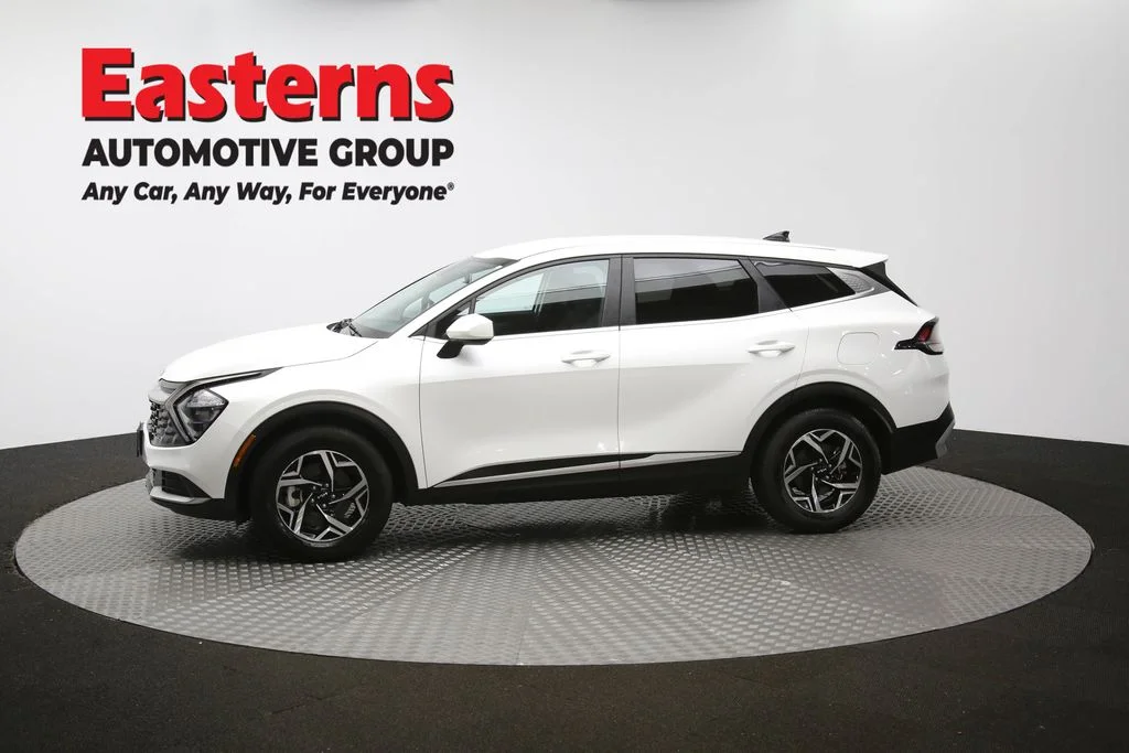 Used 2023 White Kia LX image 56