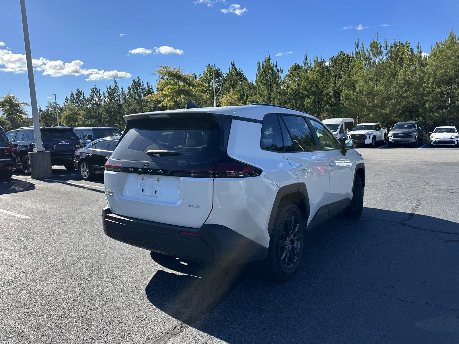 Certified Used 2026 Ice Cap Toyota XLE Premium image 6