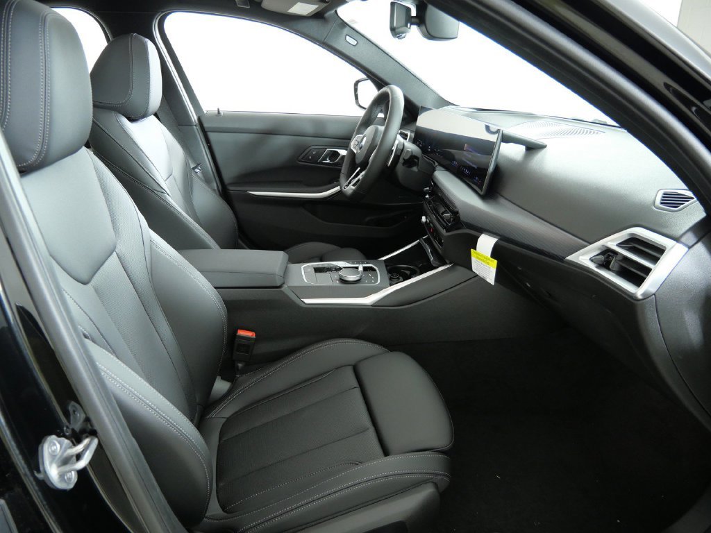 New 2026 Black Sapphire Metallic BMW 330i xDrive image 20