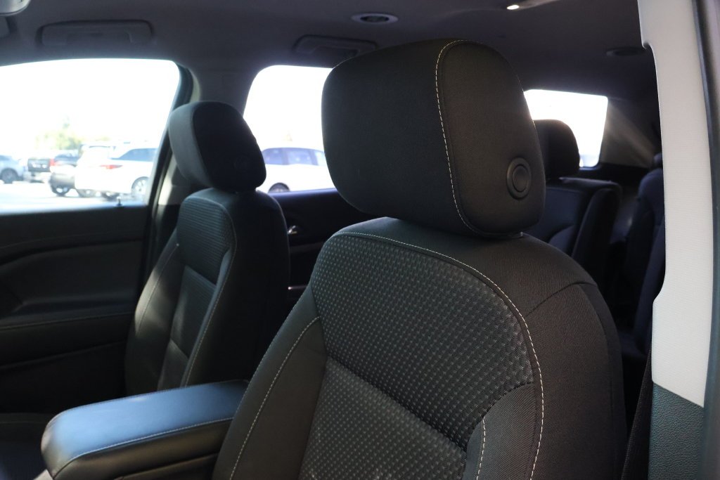 2023 GMC Acadia SLE - Photo 31