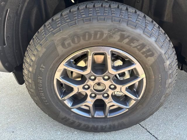 New 2026 Shadow Black Ford XLT image 11