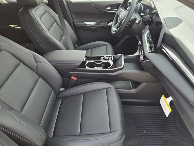 2027 Chevrolet Equinox LT - Photo 10