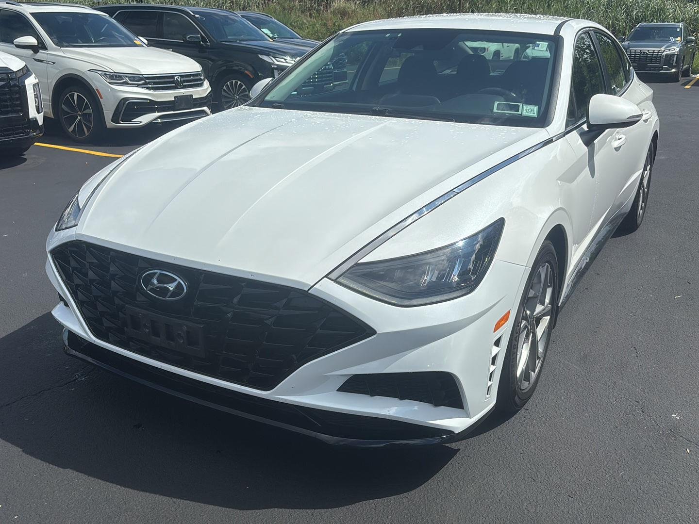 Used 2021 Quartz White Hyundai SEL image 3