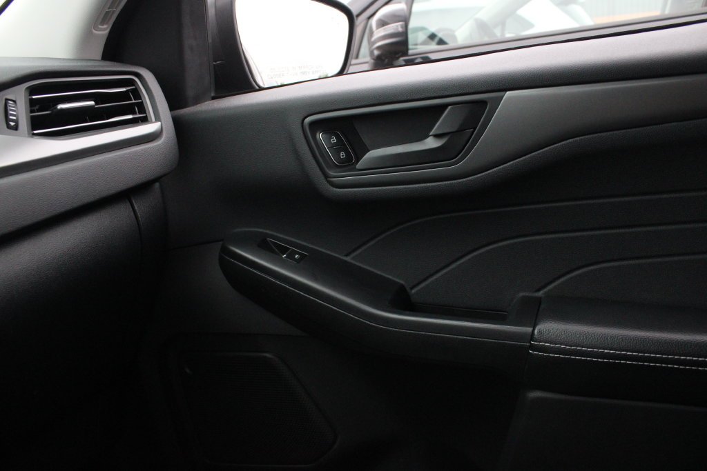 Used 2023 Vapor Blue Ford Active image 20