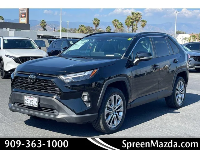 2023 Toyota RAV4 XLE Premium
