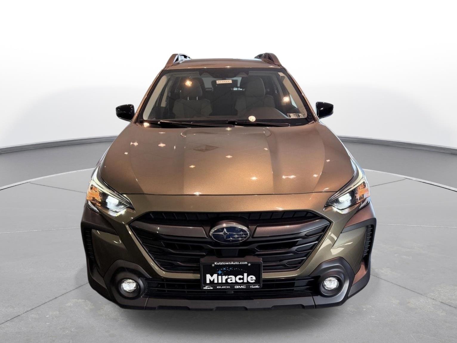 Used 2025 Autumn Green Metallic Subaru Premium image 16