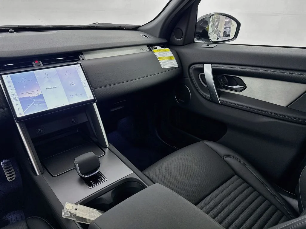 New 2026 Varesine Blue Land Rover Landmark image 24
