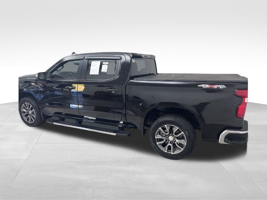 Used 2024 Black Chevrolet LT image 3
