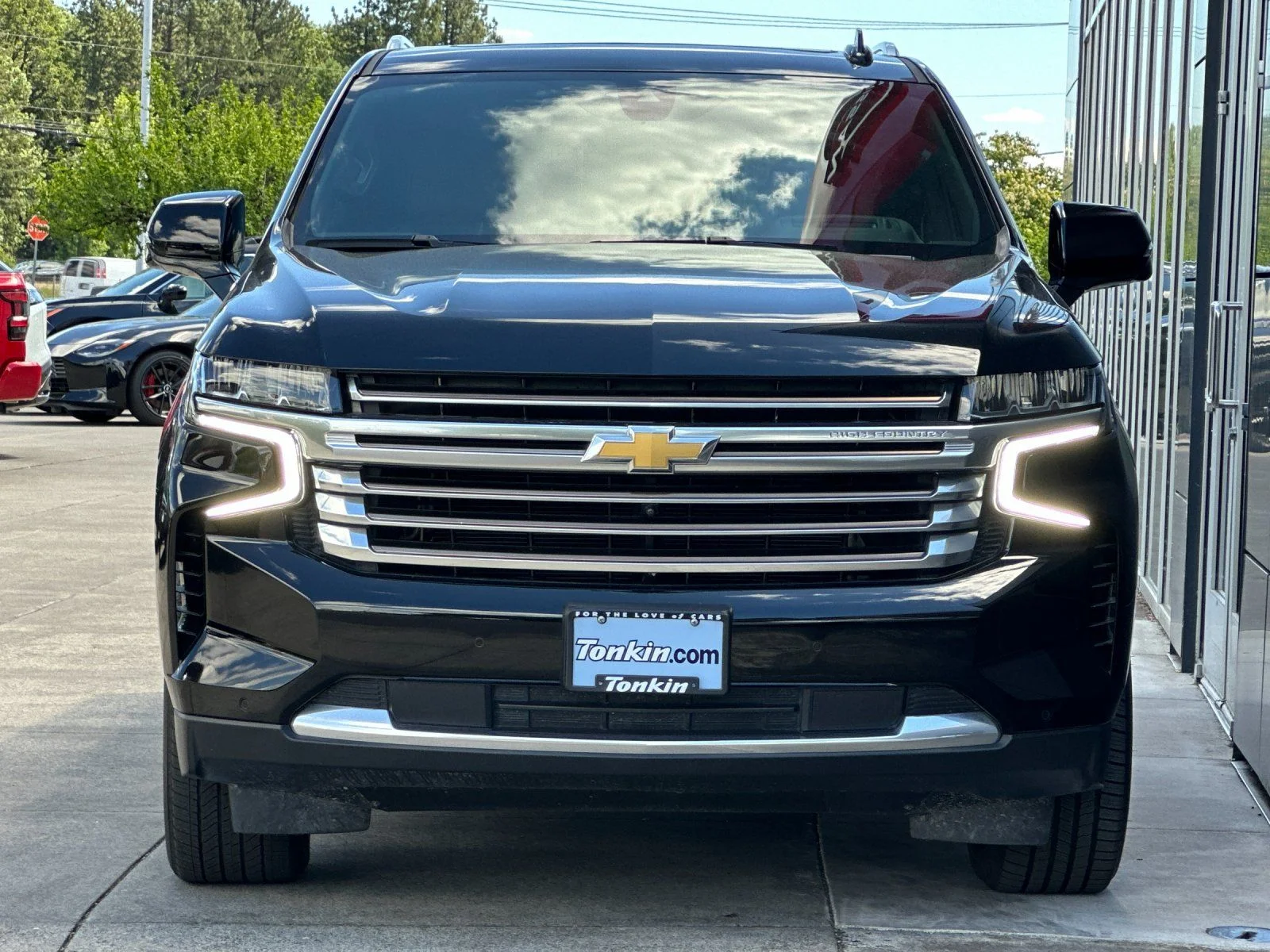Used 2022 Black Chevrolet High Country image 8