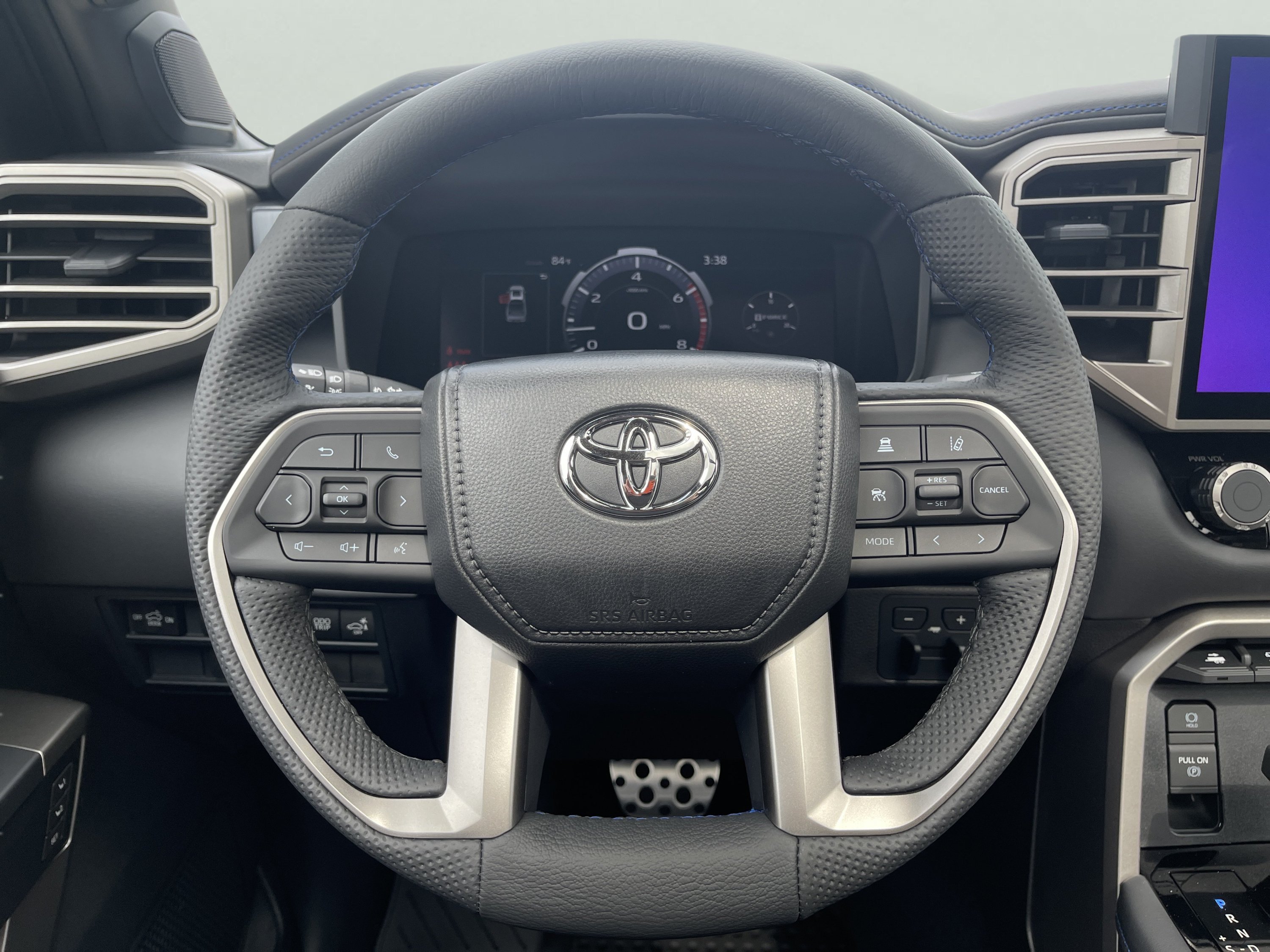 2026 Toyota Tundra Platinum - Photo 25