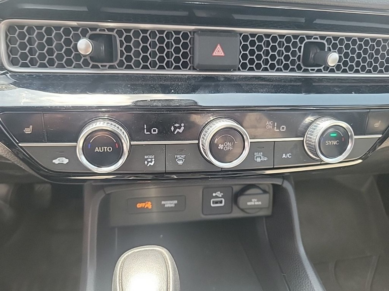 2023 Honda Civic Hatchback EX-L - Photo 19