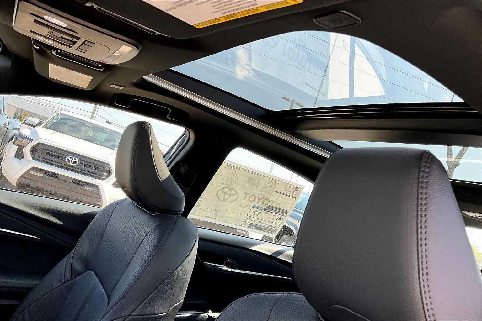 2026 Toyota Camry XSE - Photo 18
