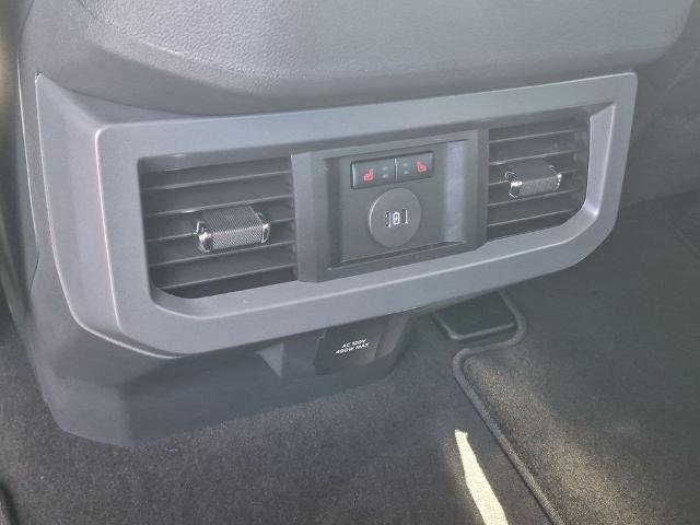New 2026 Agate Black Metallic Ford F-250® Lariat® image 25