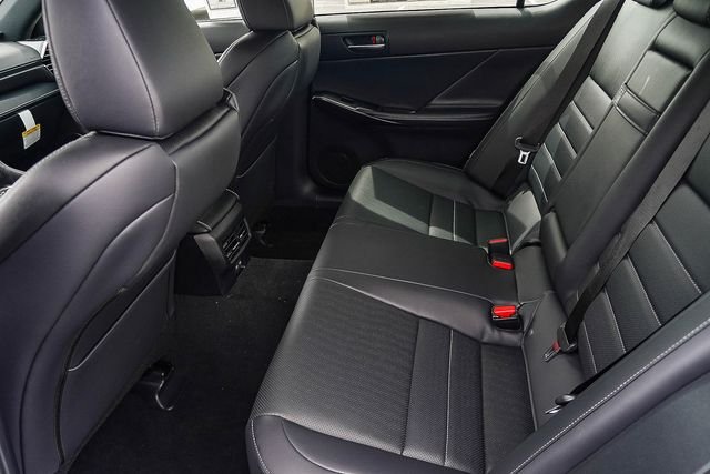 2026 Lexus IS 350 F SPORT - Photo 28