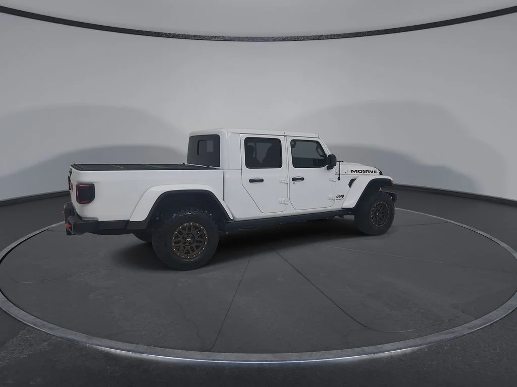 Used 2023 White Jeep Mojave image 16