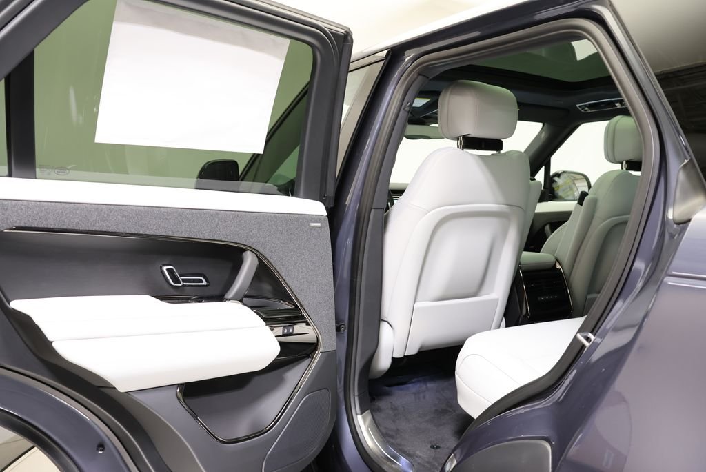New 2026 Varesine Blue Land Rover SE image 33