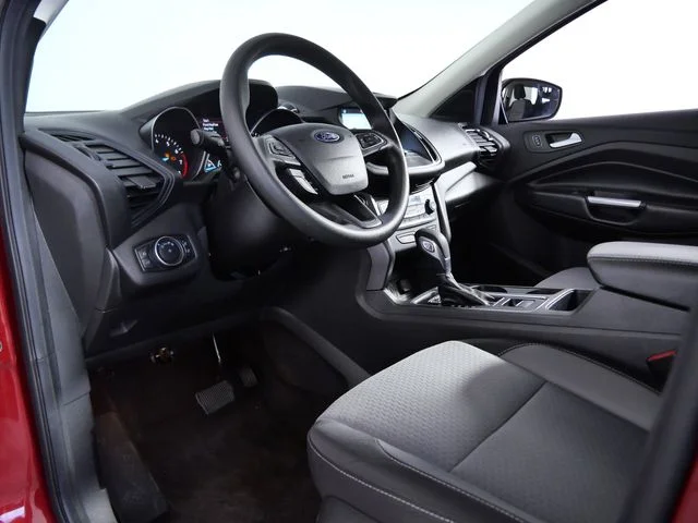 Used 2019 Red Ford SE image 16