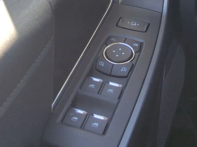 New 2026 Avalanche Ford F-250® Lariat® image 24