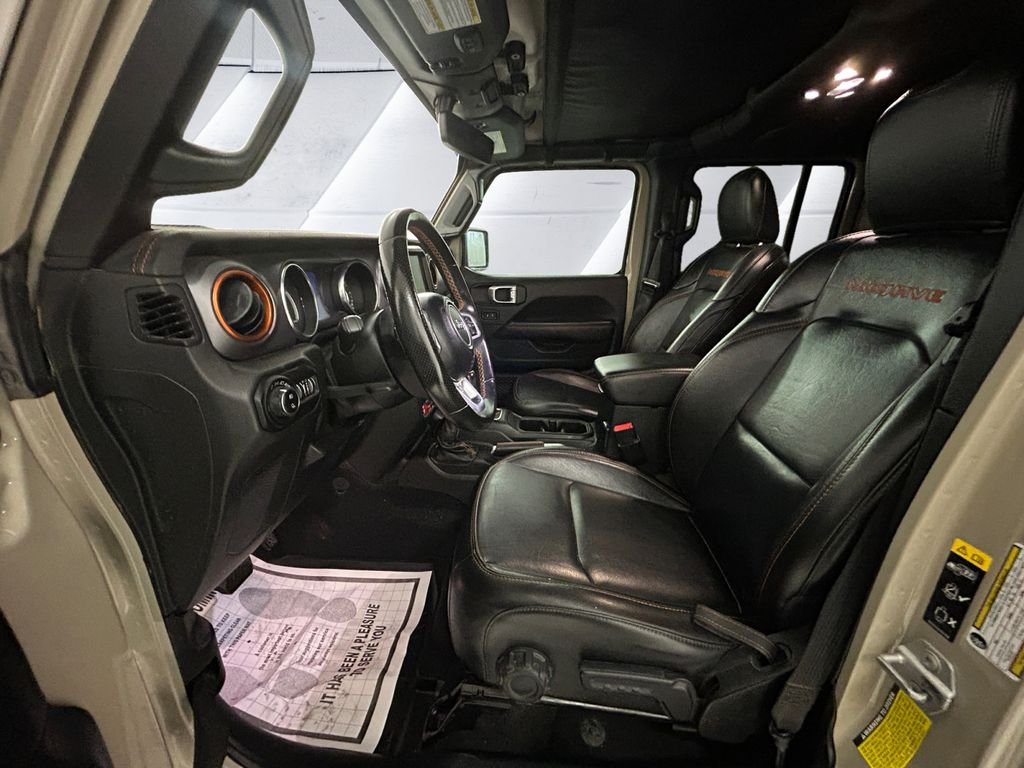 Used 2020 Beige Jeep Mojave image 7