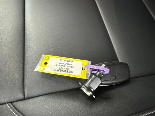 Used 2025 White Nissan SL image 27