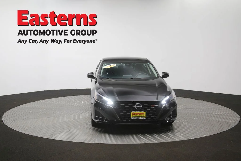 Used 2024 Black Nissan 2.5 SR image 53