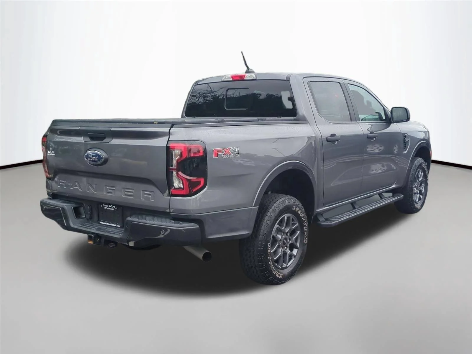 Used 2024 Carbonized Gray Metallic Ford XLT image 5