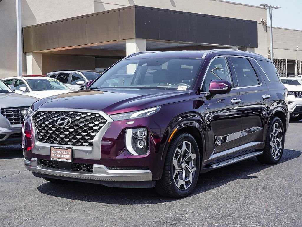Used 2022 Red Hyundai Calligraphy image 3