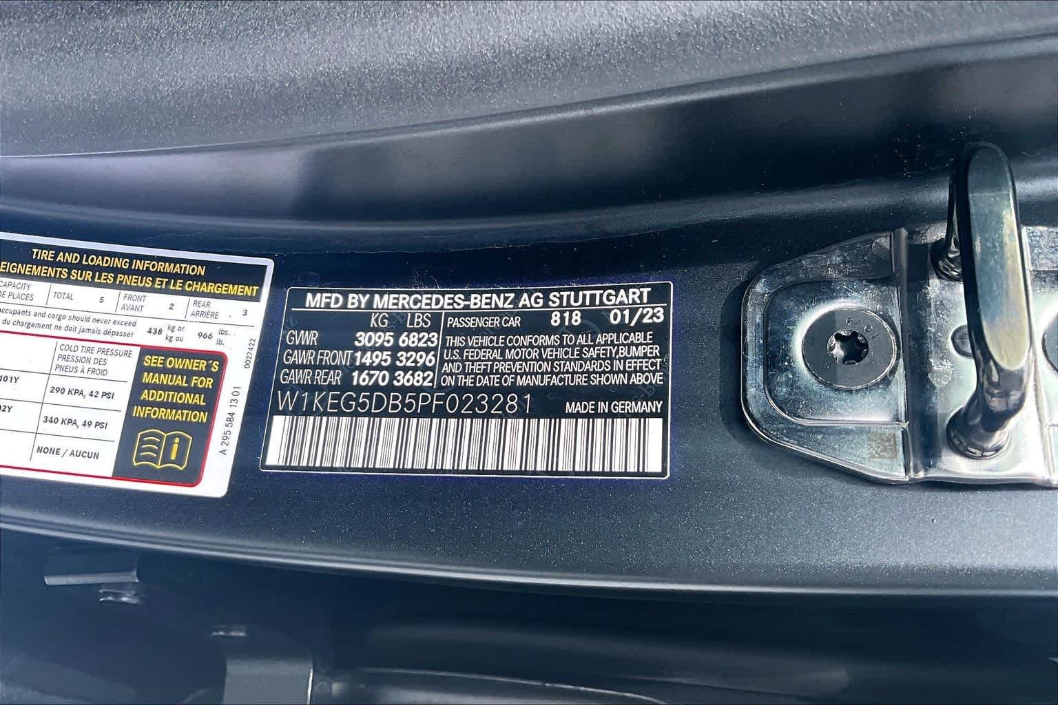 Used 2023 MANUFAKTUR Alpine Grey Mercedes-Benz AMG® EQE image 32