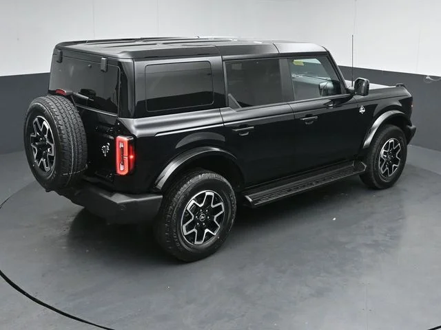 Certified Used 2025 Shadow Black Ford Outer Banks image 51