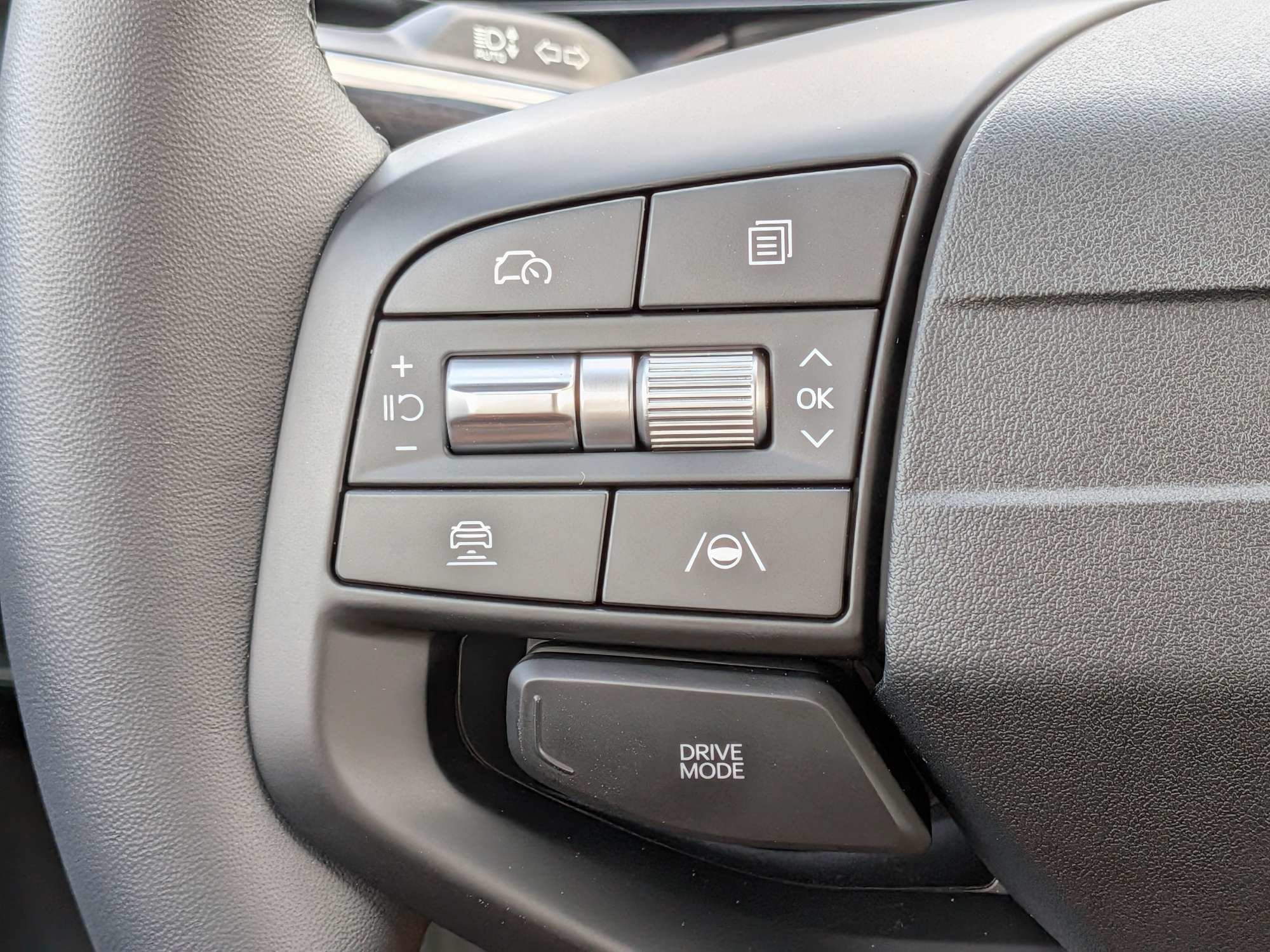 New 2026 Interstellar Gray Kia EX image 32