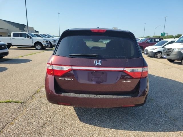 Used 2012 Dark Cherry Pearl II Honda Touring image 21