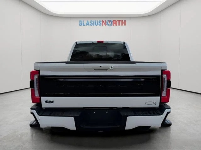 2025 Ford F-250 Super Duty Platinum - Photo 9