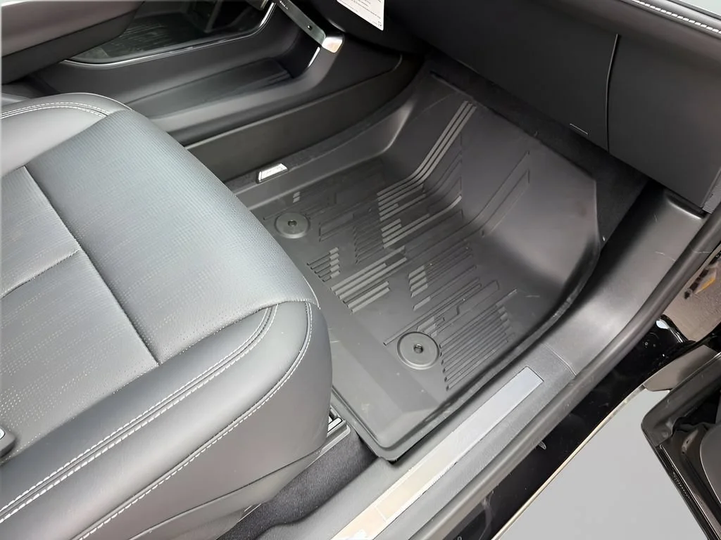 2027 Cadillac LYRIQ Luxury - Photo 43