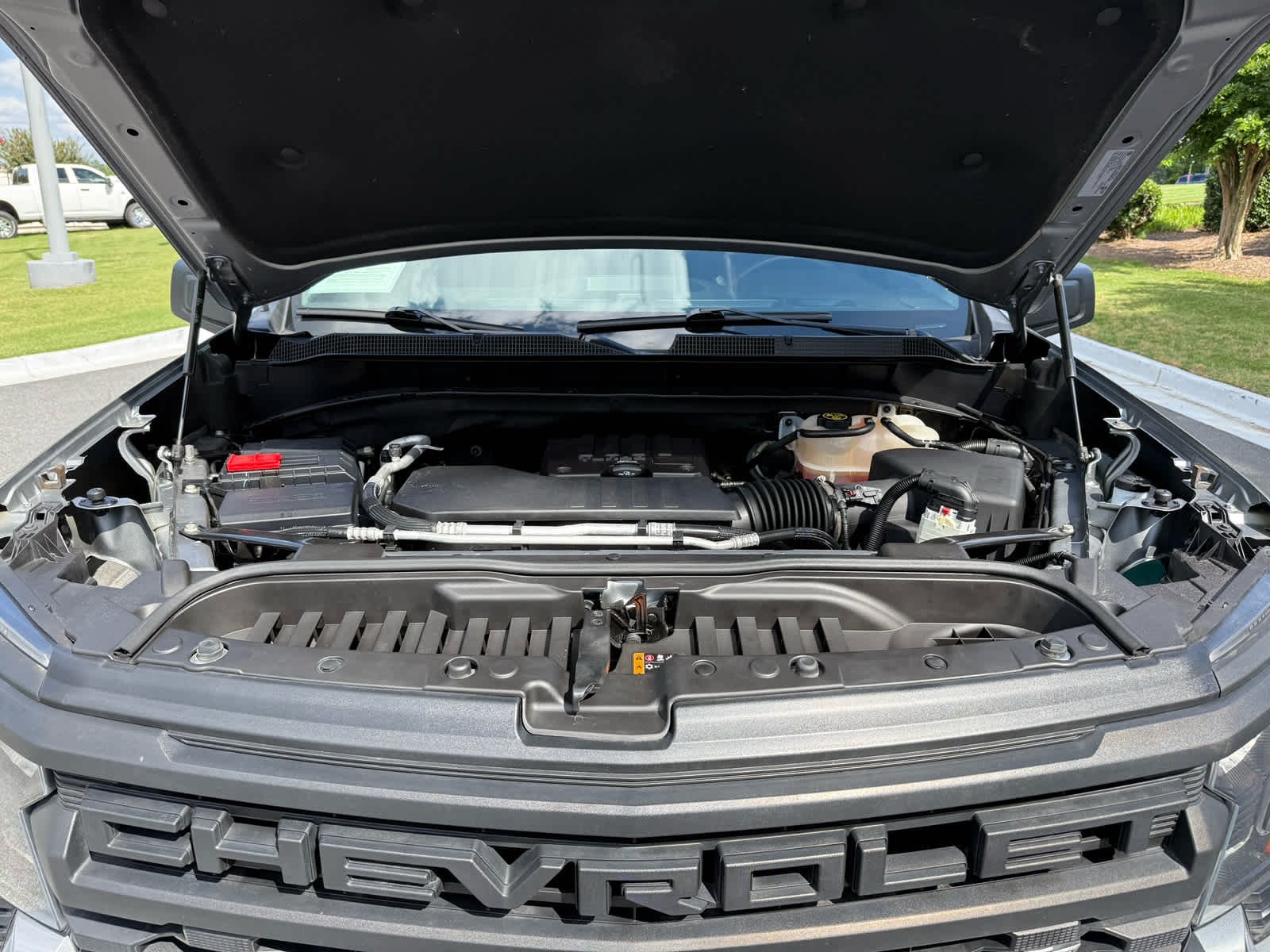 Used 2023 Sterling Gray Metallic Chevrolet Custom image 28
