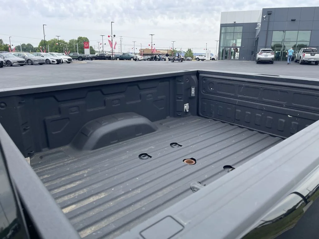 Used 2023 Black Chevrolet High Country image 23