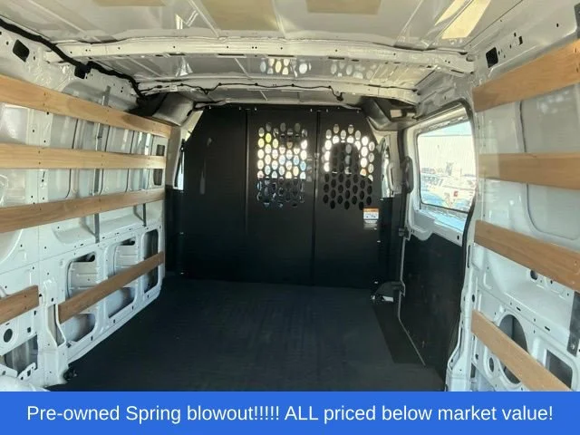 Used 2025 White Ford XL image 14