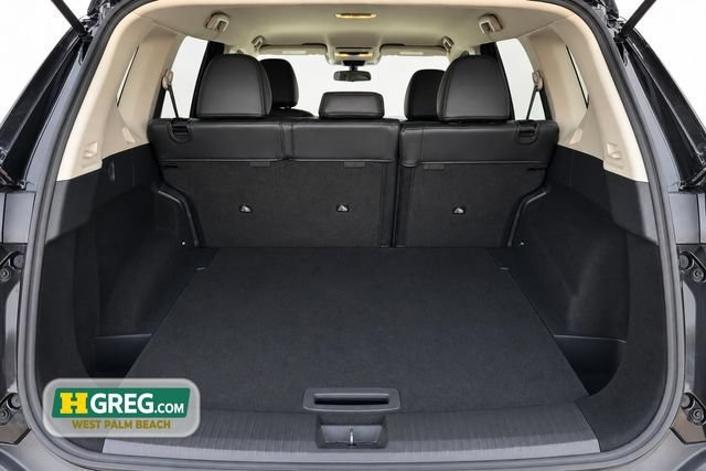Used 2021 Super Black Nissan SV image 11