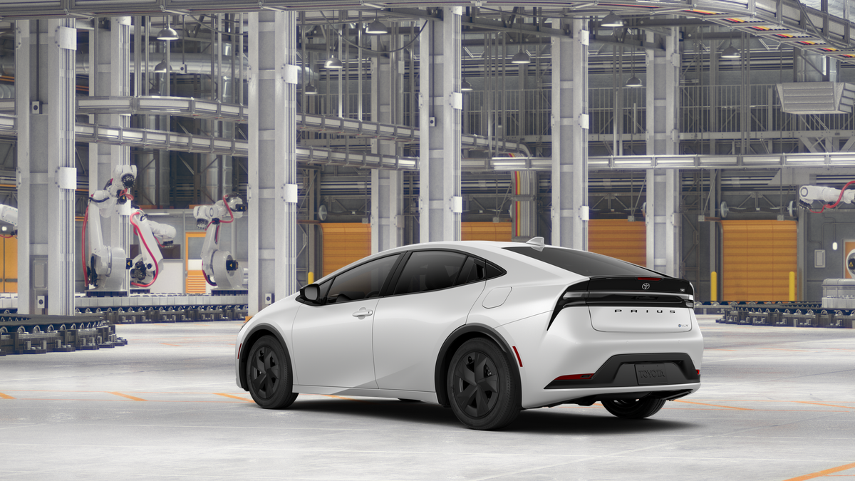 New 2027 Wind Chill Pearl Toyota SE image 6