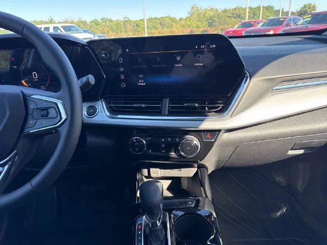 New 2026 Sterling Gray Metallic Chevrolet LT image 17